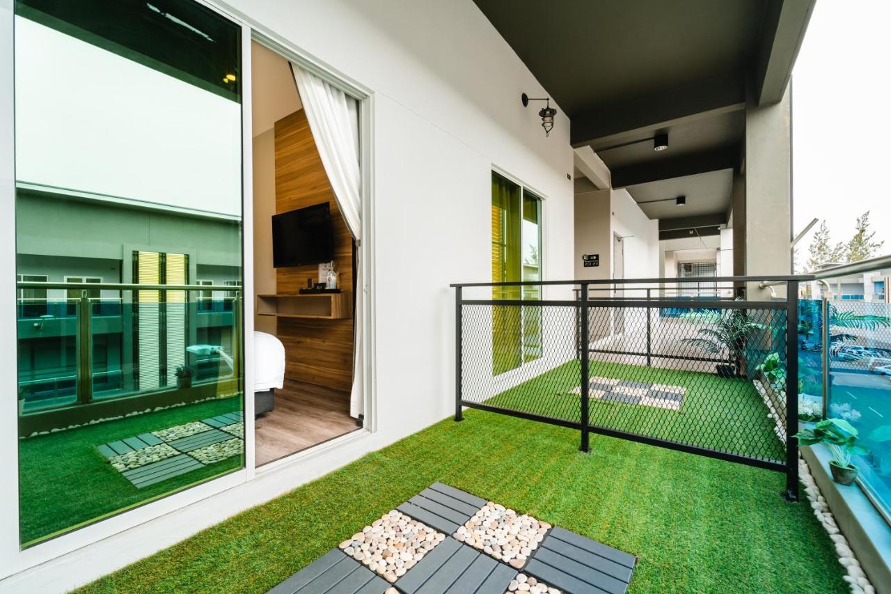 Svok Hotel Tawau Esterno foto