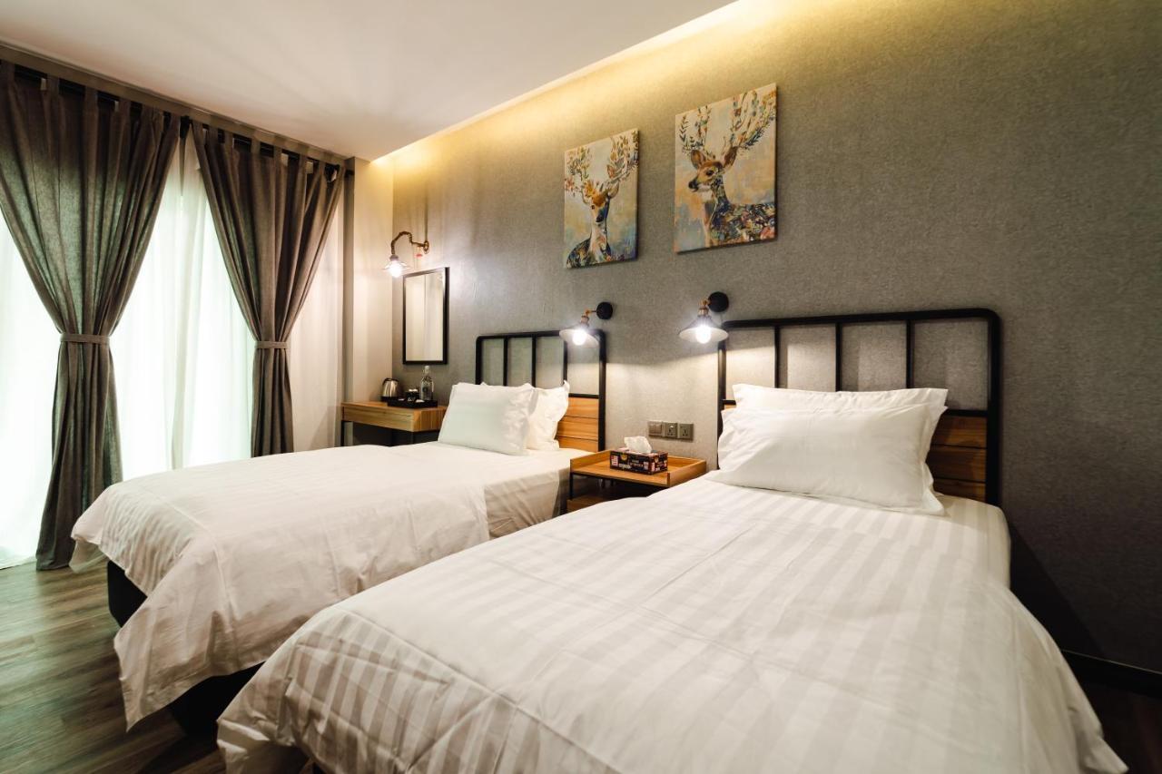 Svok Hotel Tawau Esterno foto